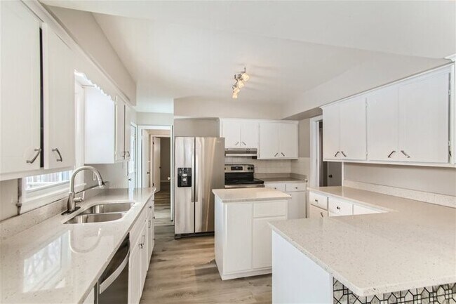 Foto del edificio - 129 E 68Th Street, Richfield, MN, 55423