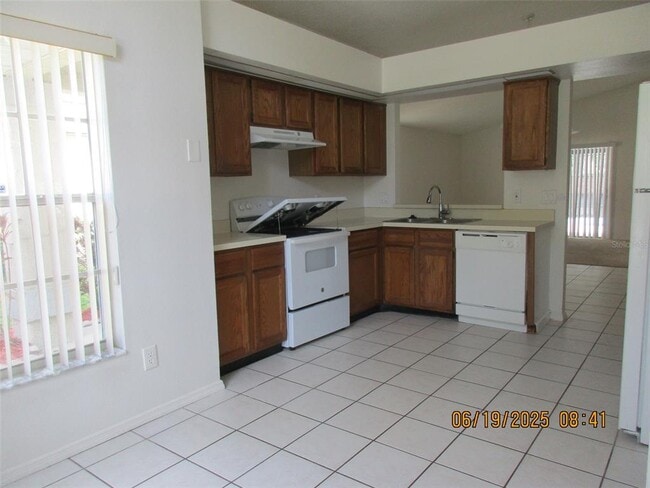 Building Photo - 1447 Coldwater Ct