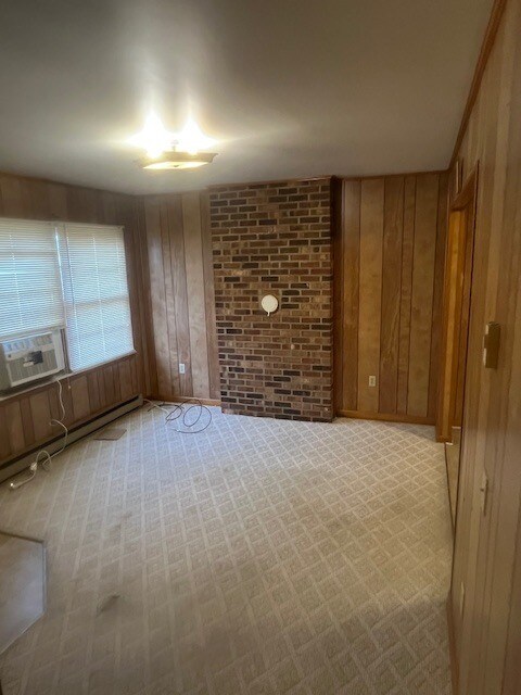 Building Photo - 85 Wilson St