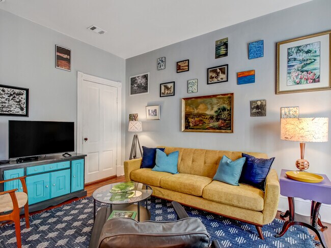 Foto del edificio - Cottage at Thomas Square