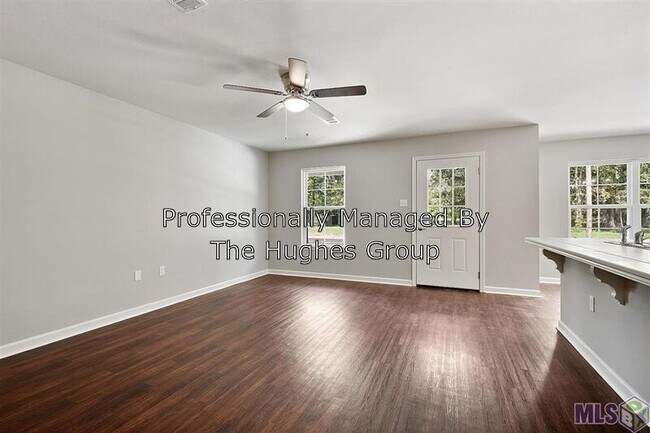 Building Photo - 1499 Ravier Ln
