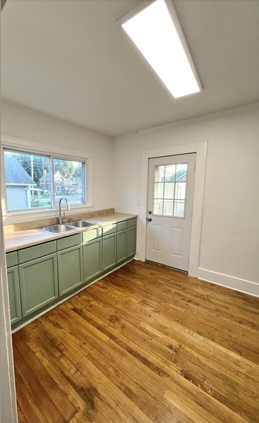 Foto principal - 403 N Marquette St