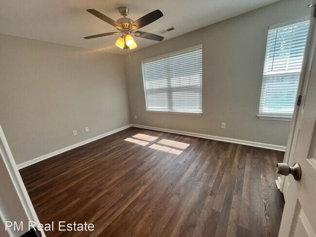 Building Photo - 2 br, 2.5 bath House - 111 Summerland Drive