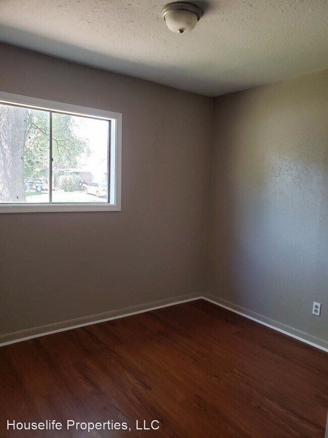 Building Photo - 3 br, 1 bath House - 4901 Ralph St