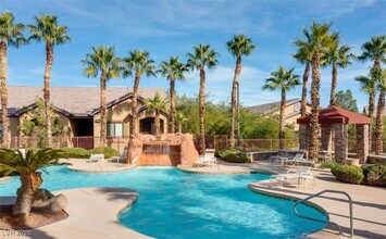 Building Photo - 8250 N Grand Canyon Dr