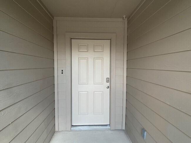 Foto del edificio - 2023-BUILT ONE STORY, 3 BEDROOM, 2 BATH