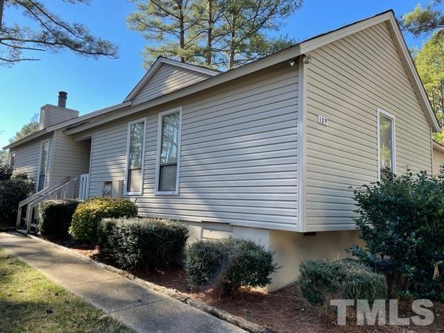 Building Photo - 129 Lake Pine Dr