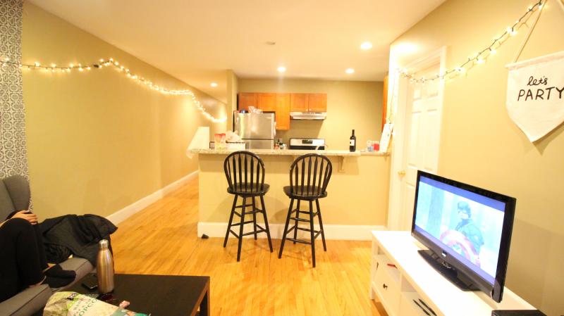 Primary Photo - 73 Egmont St