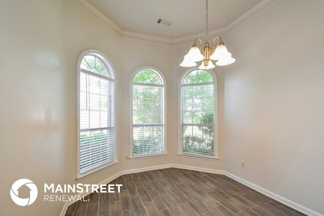 Building Photo - 5530 Millers Glen Ln