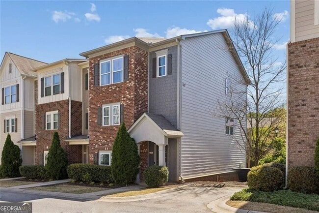 Building Photo - 1326 Kingston Trail
