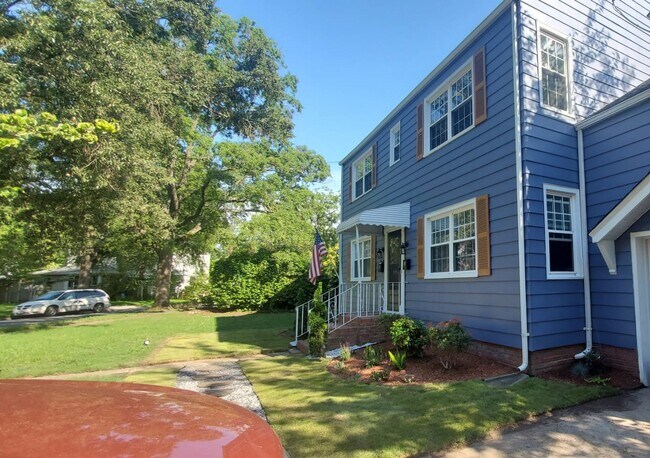 Foto del edificio - 205 Glen Echo Dr