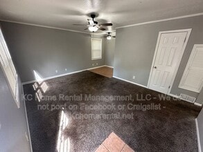 Building Photo - 8025 Park Ave Building Photo - 8025 Park Ave