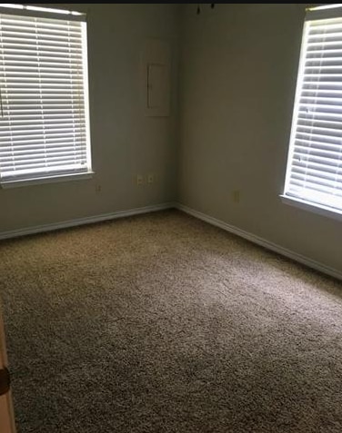 Building Photo - 739 Knupple Rd