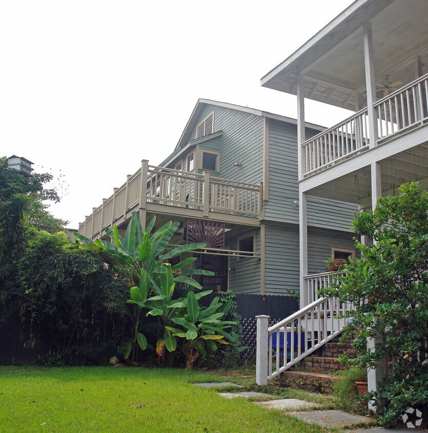 Foto del edificio - 507 Spanish Town Rd