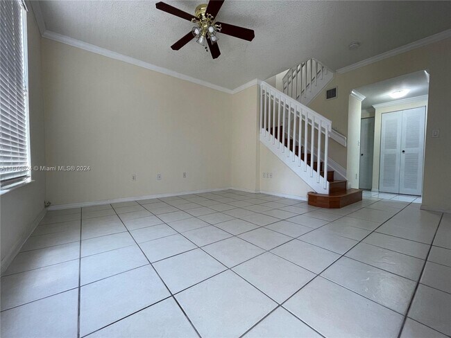 Foto del edificio - 8725 SW 152nd Ave