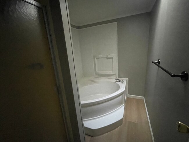 Foto del edificio - 517 E Trilby Rd