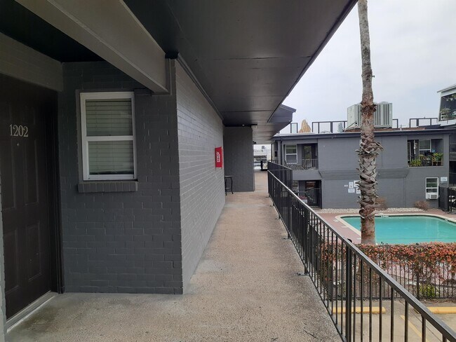 Foto del edificio - 2020 S Congress Ave