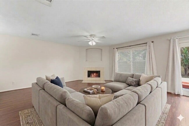 Building Photo - 17502 S Summit Canyon Dr