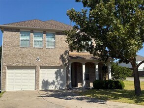 Building Photo - 2808 Red Ivy Cove