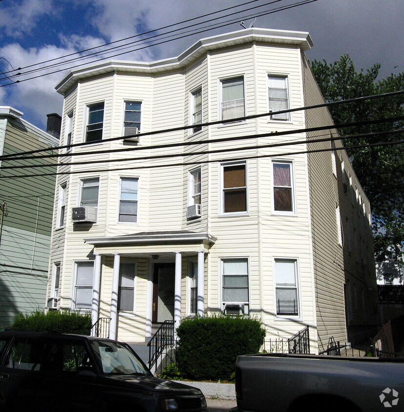 31 Alder St, Yonkers, NY 10701 Apartments in Yonkers, NY