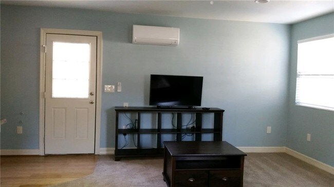 Foto del edificio - 5002 Duval St