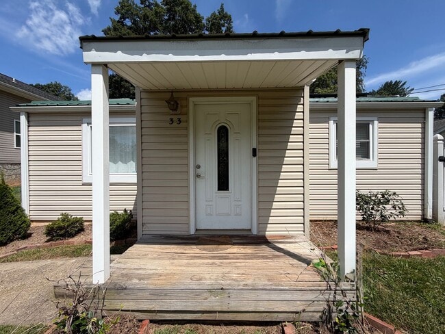 Building Photo - 33 Huffman Rd