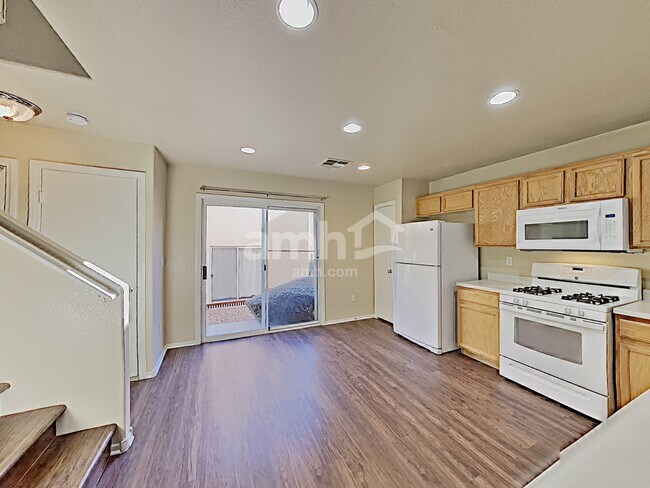 Building Photo - 3678 McMurty Court