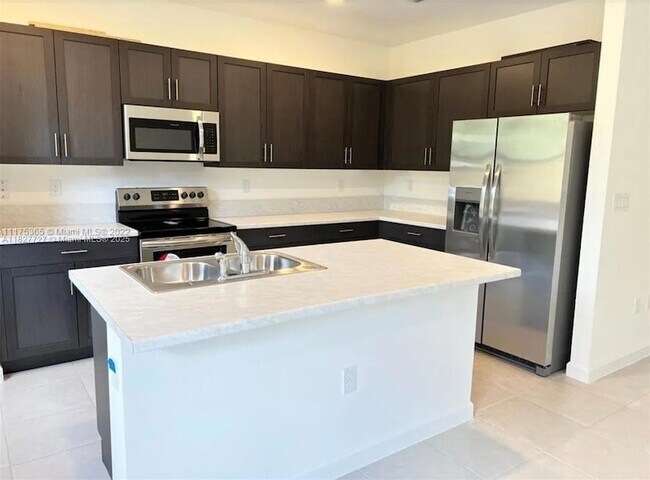 Building Photo - 24462 SW 119th Pl