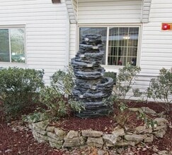 Building Photo - 2301 S Veterans Dr