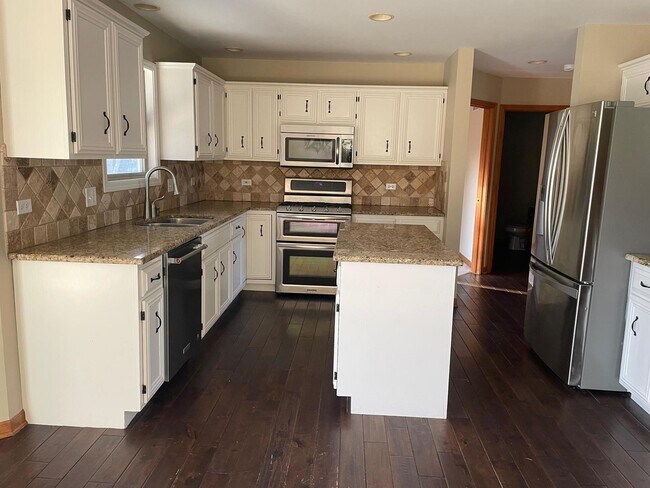 Foto del edificio - 13356 Vicarage Dr