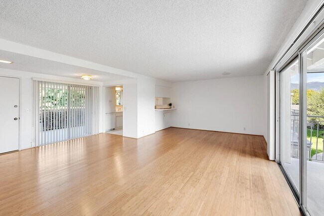 Foto del edificio - 250 N Fairview Ave
