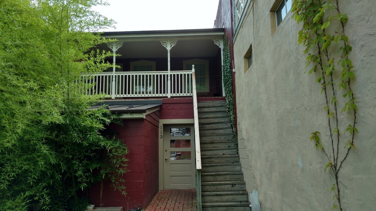 113 S Main St, Gordonsville, VA 22942 Apartments in Gordonsville, VA