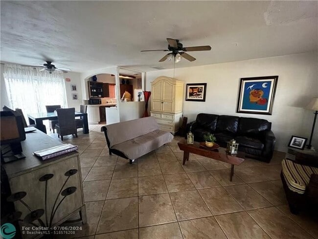 Building Photo - 510 S 29th Ct