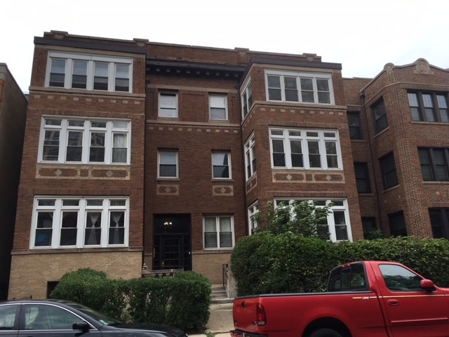Building Photo - 720 W Bittersweet Pl