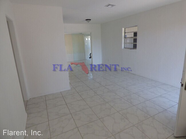 Foto del edificio - 3 br, 1 bath House - 5945 Yucatan Drive