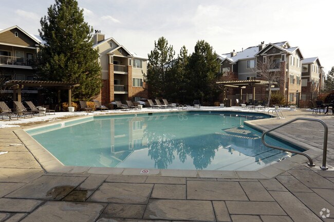 Green with Envy by Atlanta Luxury Rentals, Atlanta, United States - Green Apartment Rentals