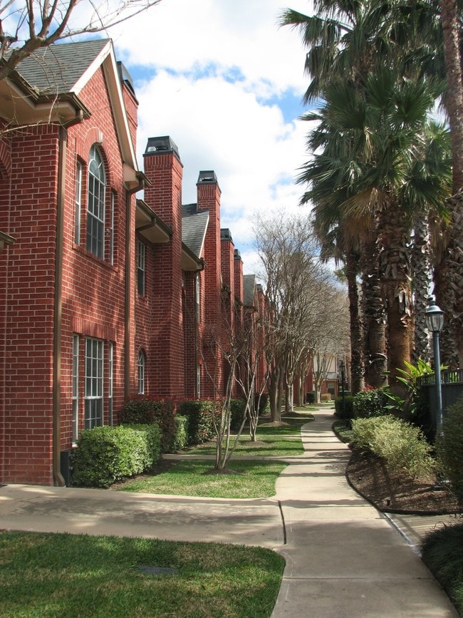 Miramar Townhomes Apartments Houston, TX