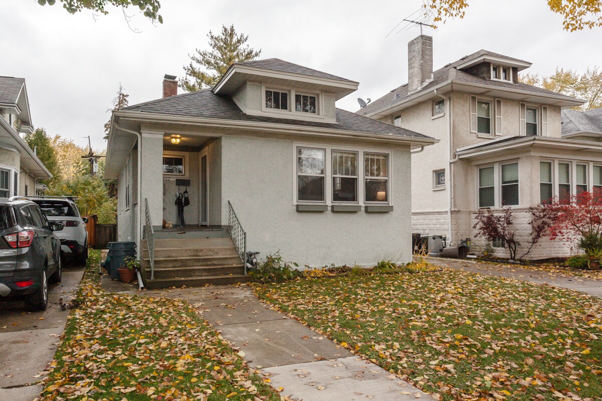 Primary Photo - 7612 Vine St