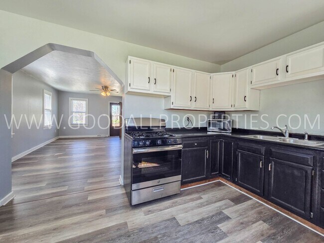 Foto del edificio - 4805 S Union St