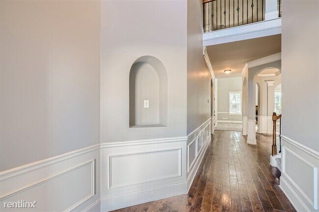 Foto del edificio - 5 br, 3.5 bath House - 2817 Austin Commons...