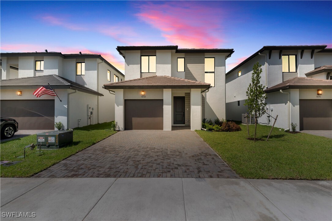 Foto principal - 5832 Agostino Way