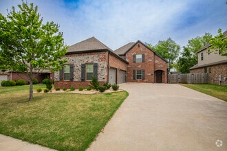 Building Photo - 3601 SW Willowbrook Rd