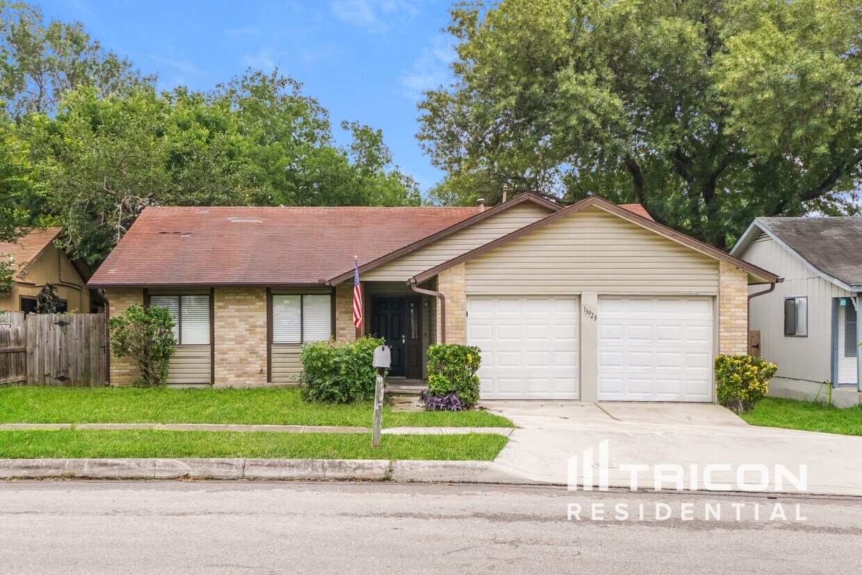 Primary Photo - 13923 Flairwood Street San Antonio TX