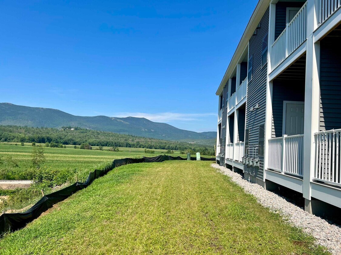 30 & 38 Alpine Place Dr Unit 204, Conway, NH 03860 Room for Rent in Conway, NH