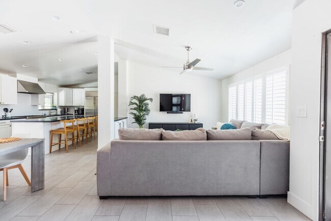 Foto del edificio - 3344 N 62nd St