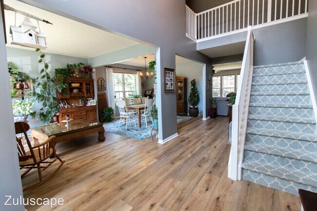 Building Photo - 5 br, 3 bath House - 12952 Ambergate Drive