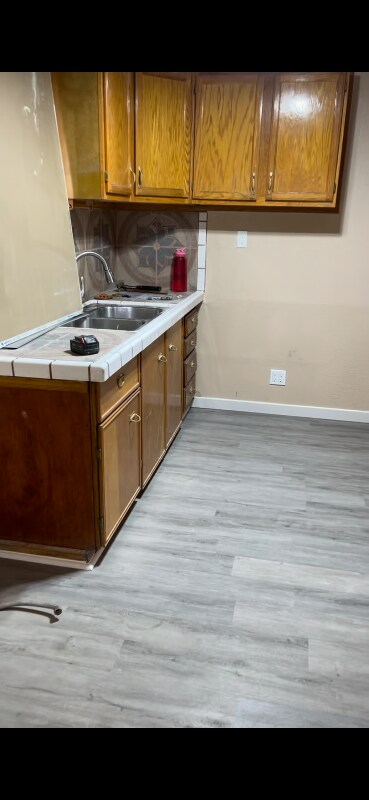 Foto del edificio - 3660 E 5th St