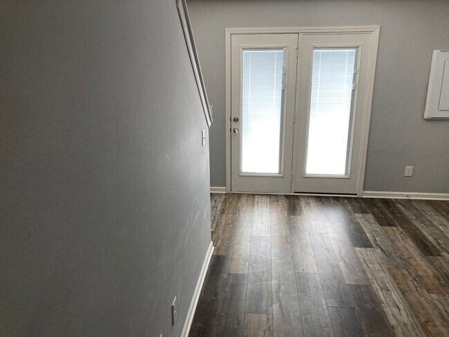 Foto del edificio - Up to $750 off 1st month Rent with Dec mov...