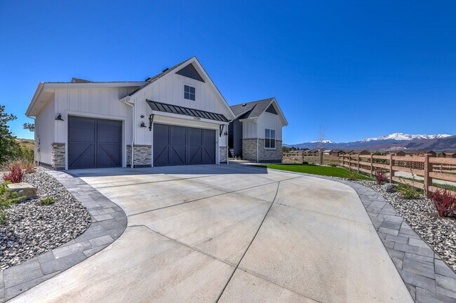 Building Photo - 11705 Black Creek Dr