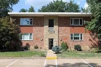 Building Photo - 205 Monclay Ct
